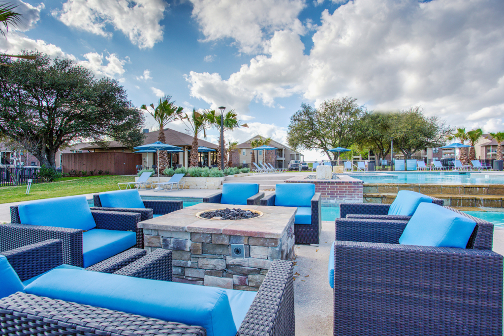 The Landing College Station Tailwind Group